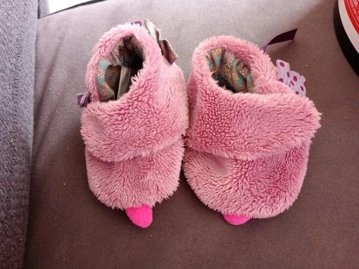 Chaussons les jolis pas beaux 0/6 mois