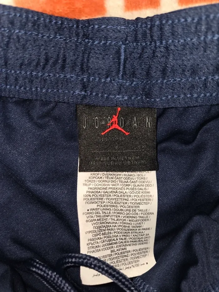 Short jordan paris saint Germain taille S - photo numéro 2