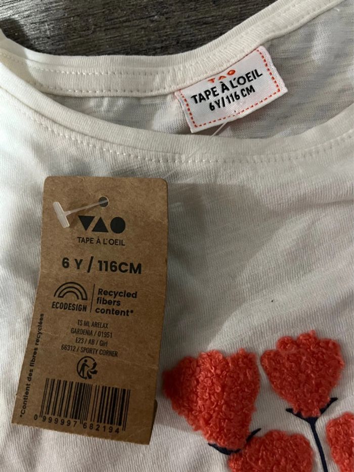 Haut manche longue fleurie 6 ans Tape à l’œil neuf avec étiquette - photo numéro 2