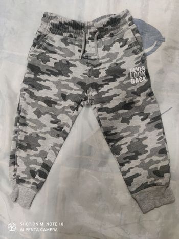 Pantalon décontracté garçon taille 4 ans