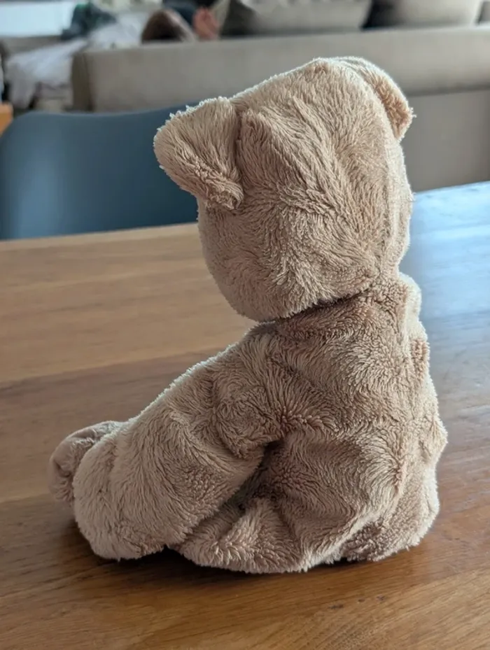 Peluche ours TRUDI Bussi marron médaillon coeur en bois 30 cm - photo numéro 3