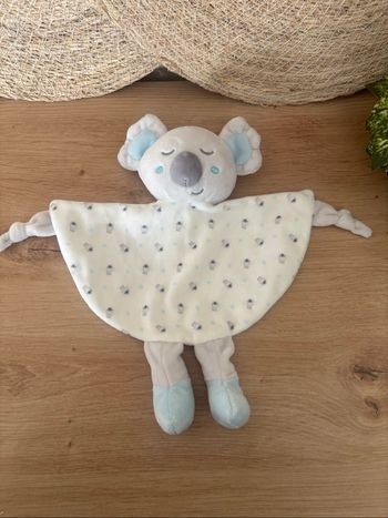 Doudou plat koala blanc gris bleu grelot Tom & Kiddy