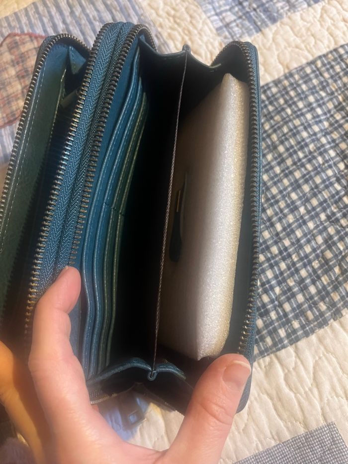 Portefeuille - photo numéro 3