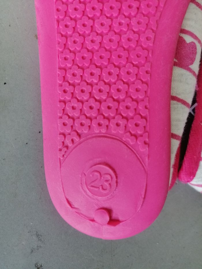 Chaussons filles roses taille 23 - photo numéro 3