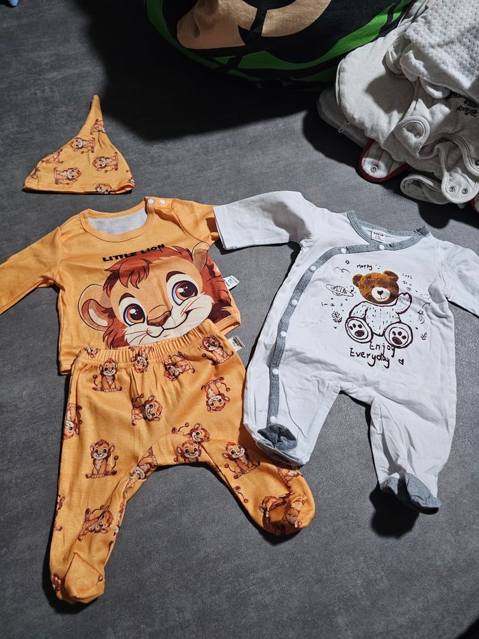 Lot pyjamas bebe - photo numéro 2