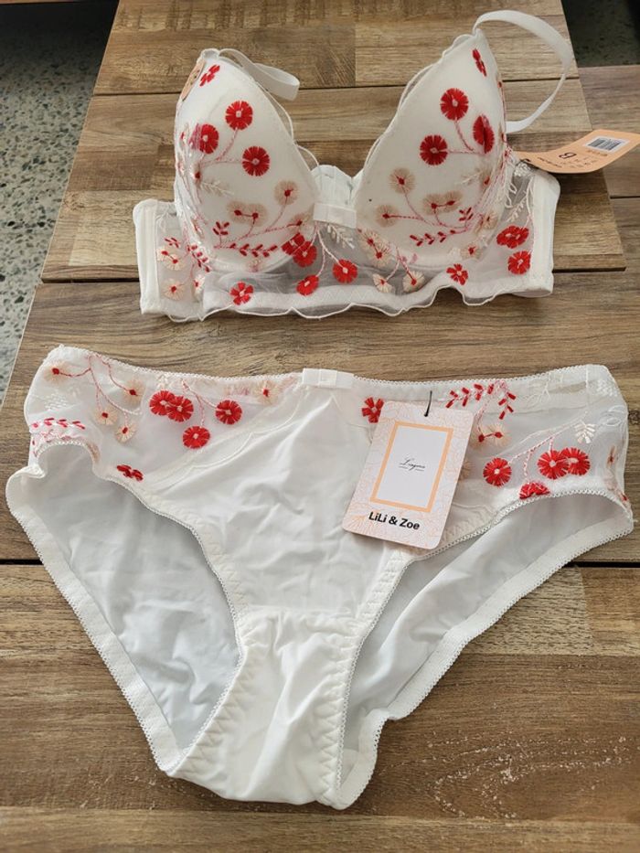 Ensemble lingeries - photo numéro 3