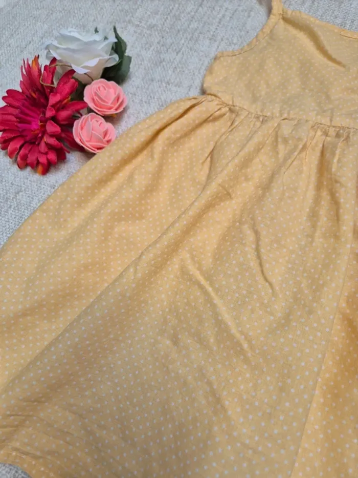 Robe Primark 98 - photo numéro 2