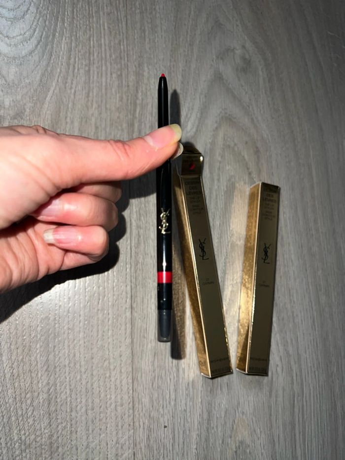 Lot de 2 Crayon à lèvre avec taille crayon d’un côté ( neuf ) - photo numéro 9