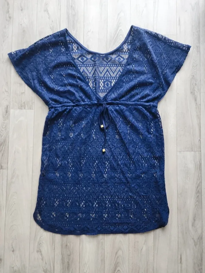 Robe de plage dentelle marine