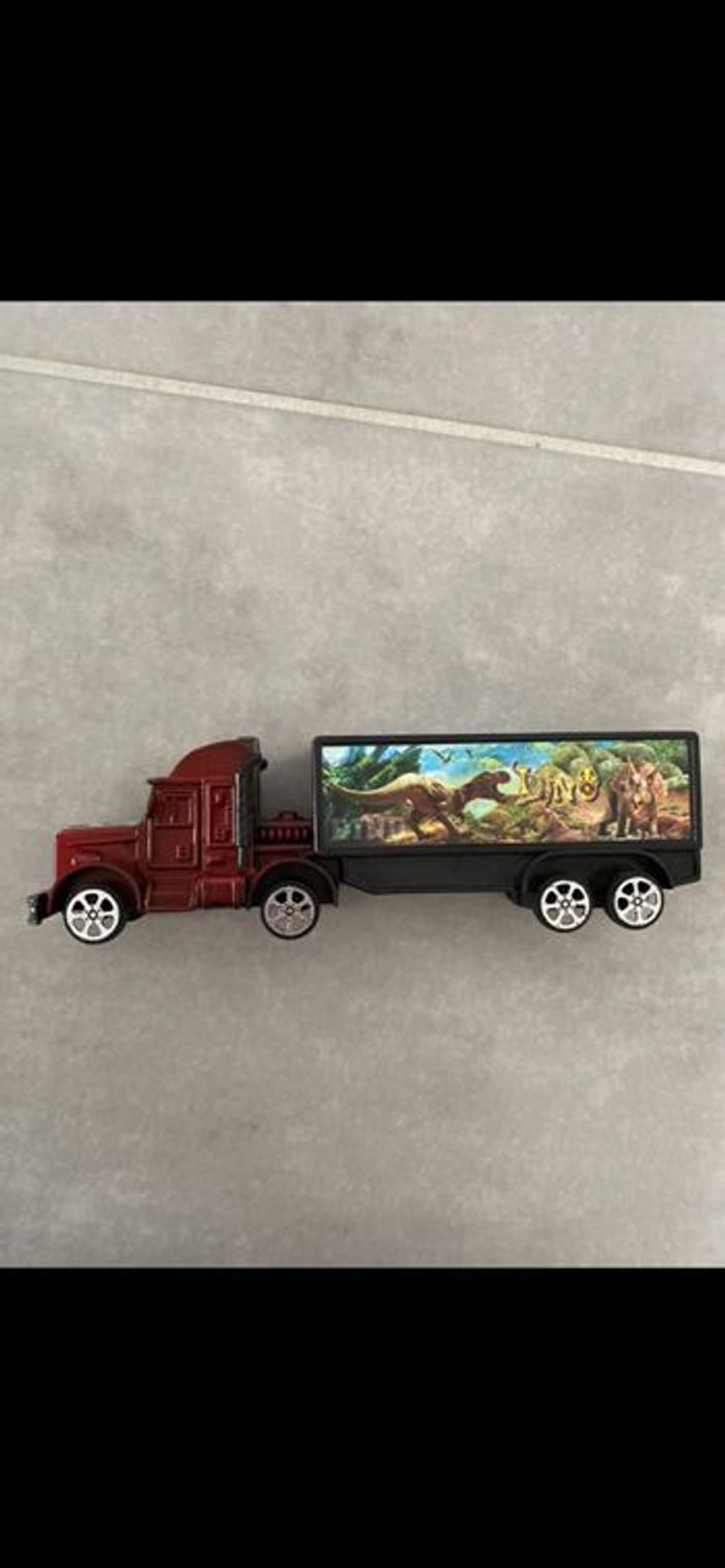 Camion dinosaure - photo numéro 4