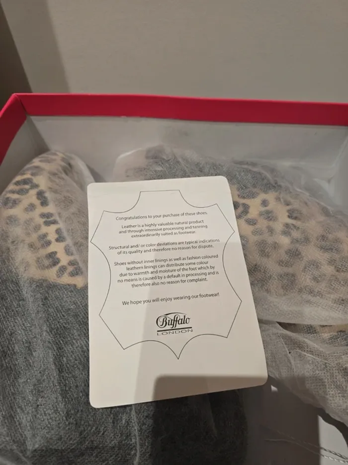 Boots leopard Buffalo taille 40 - photo numéro 8
