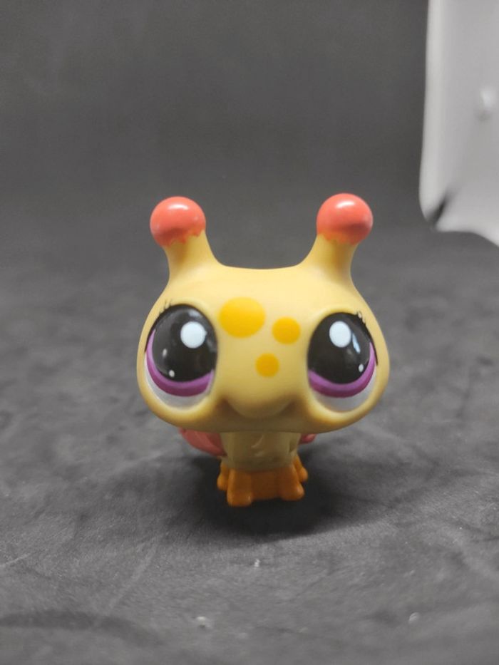 my Littlest Petshop Lps Pet Shop Bourdon Bumble Bee 1914 #geektradelpsbourdon - photo numéro 2