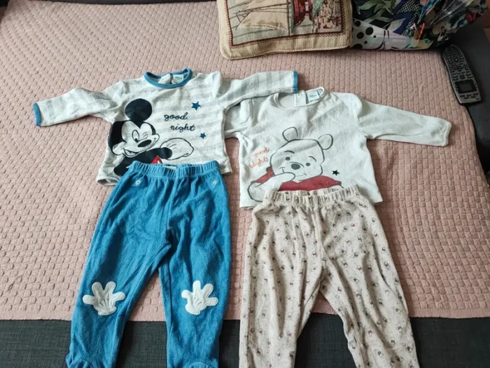 Lot pyjama velours 2 pièces 18 mois