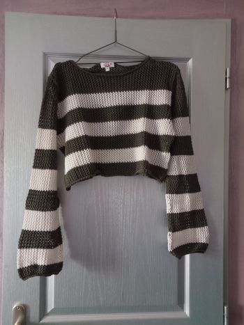 Petit PULL Taille M "Don't call me" de chez Jennyfer