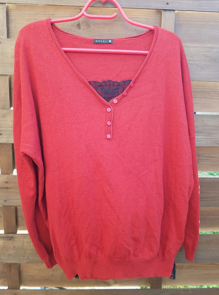 Pull en maille vintage, finition dentelle