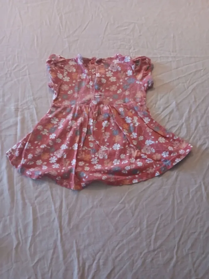 Robe manches courtes 12 mois - photo numéro 3