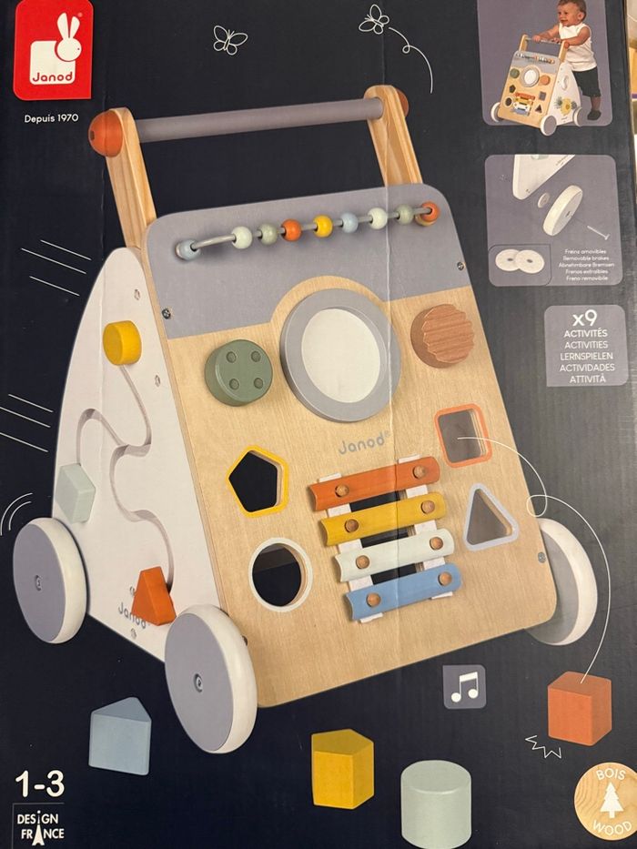 Chariot de marche neuf