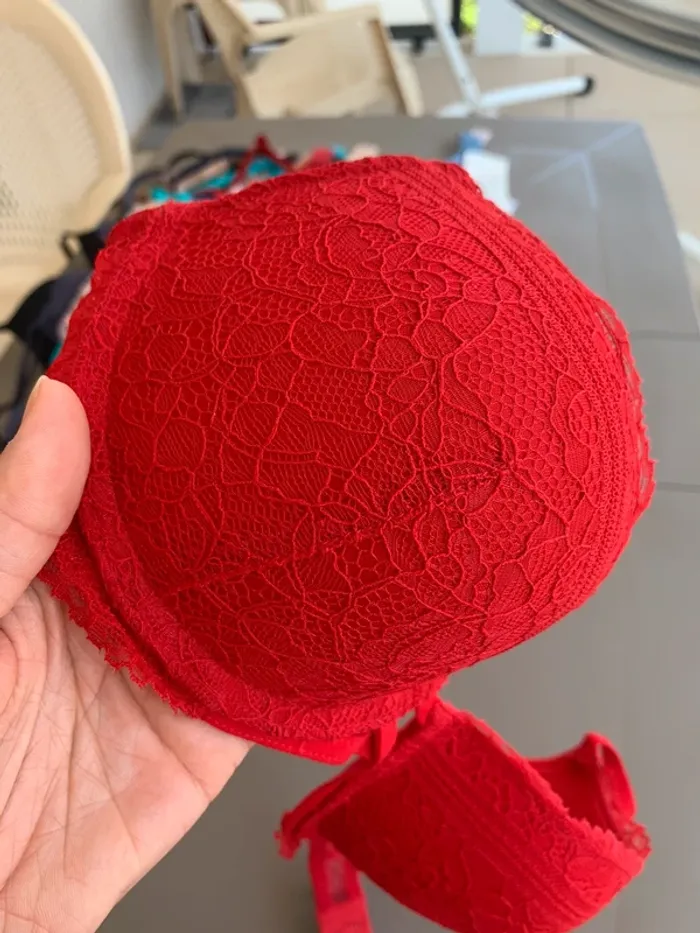 Soutien-gorge Undiz rouge 90C neuf - photo numéro 10
