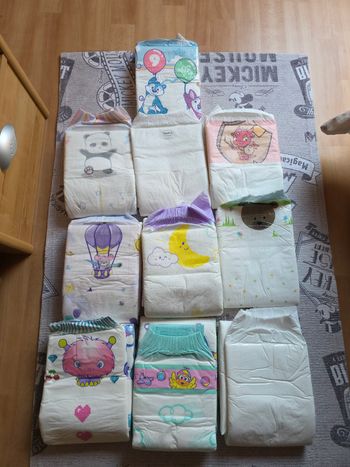 Lot de 10 couches abdl