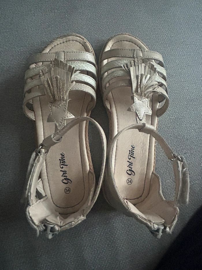 Sandalettes fille taille 34 - photo numéro 2