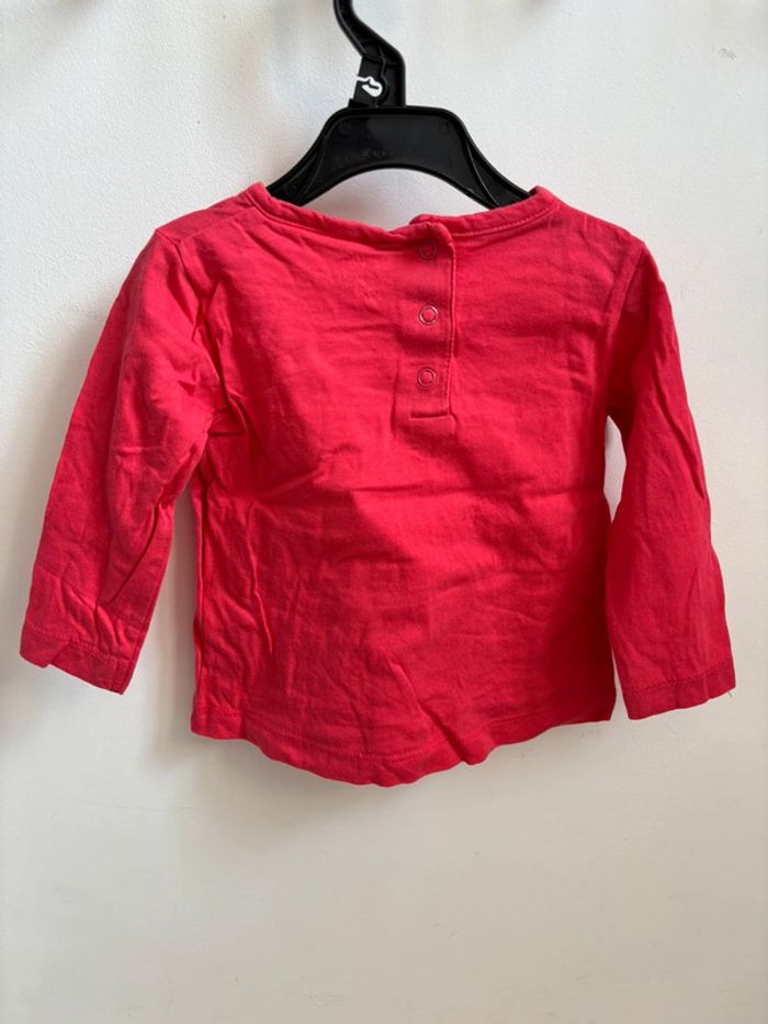 Lot 2 t-shirts manches longues 6 mois - photo numéro 7