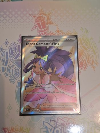 Carte Dresseur Iris 180/159 Évolution Prismatique