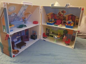 Playmobil dollhouse 70985