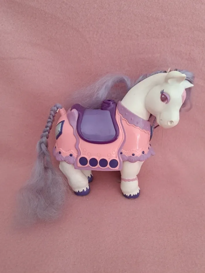 Horse Diamond vintage
