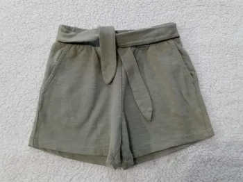 Short vert kaki tape à l'oeil 6 ans