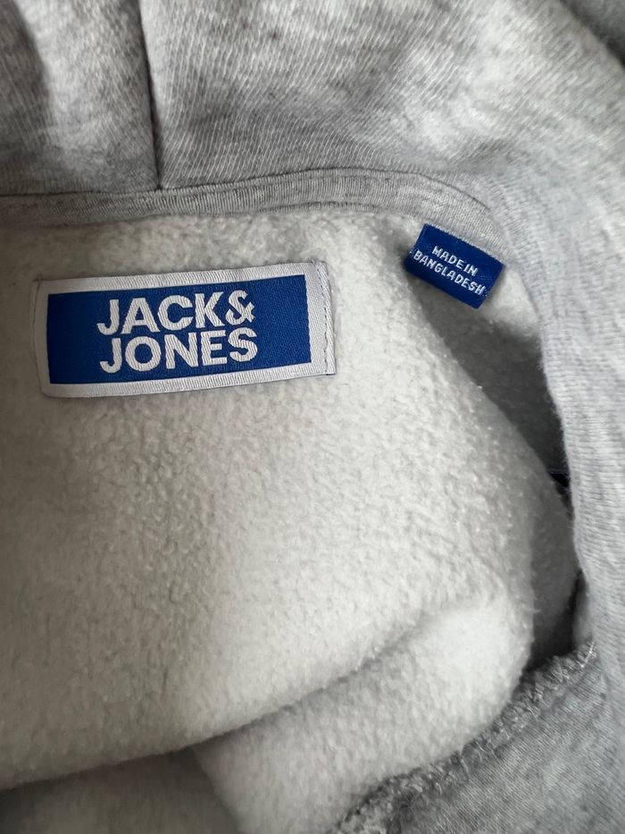 Sweat à capuche gris - photo numéro 8