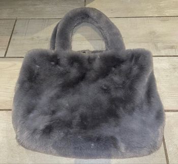 Sac en fourrure