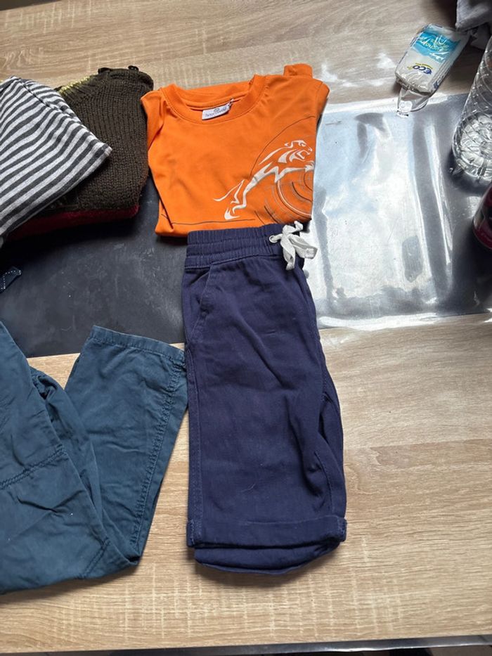 Lot vêtements 5 ans garçon - photo numéro 4