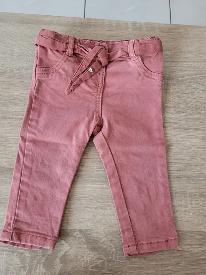 Lot de 2 pantalons fille en 9 mois - photo numéro 2