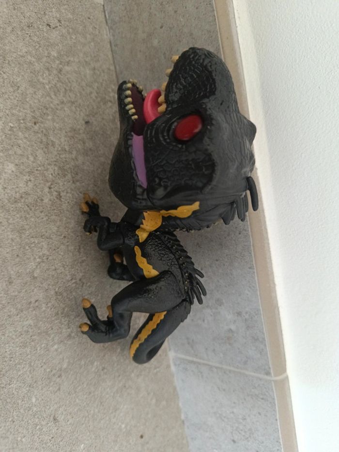 Indoraptor noir Jurassic world funko pop - photo numéro 3
