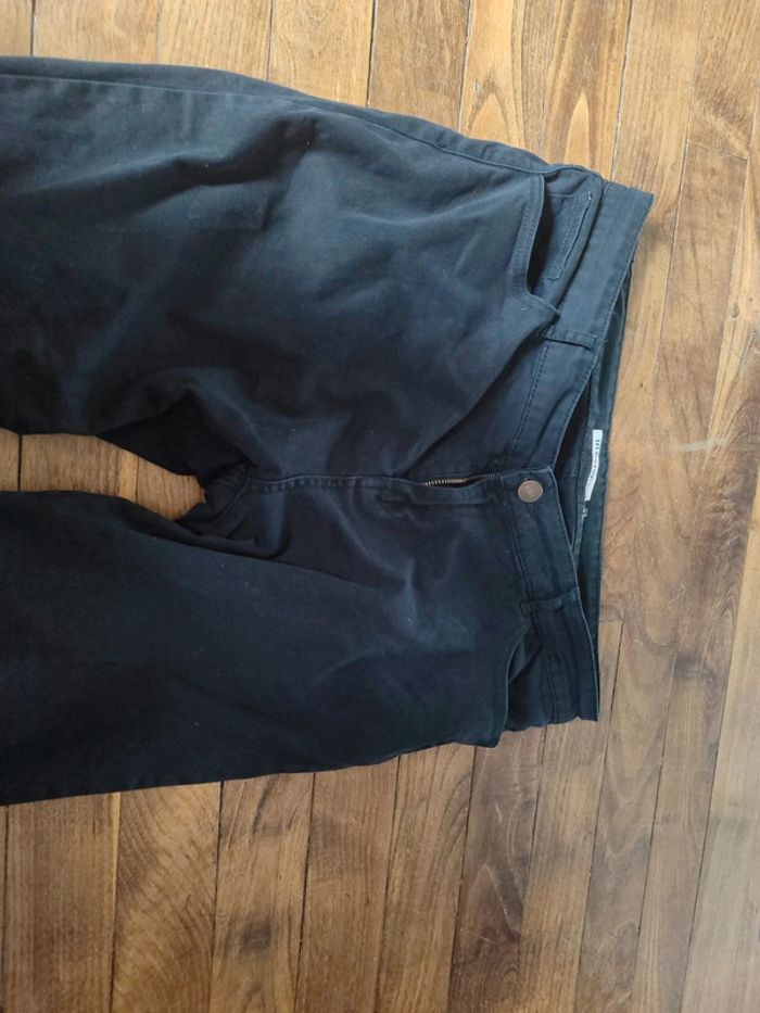 Jean noir - photo numéro 2