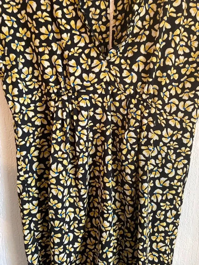 Robe Zara taille L 40 fleurie babydoll - photo numéro 2