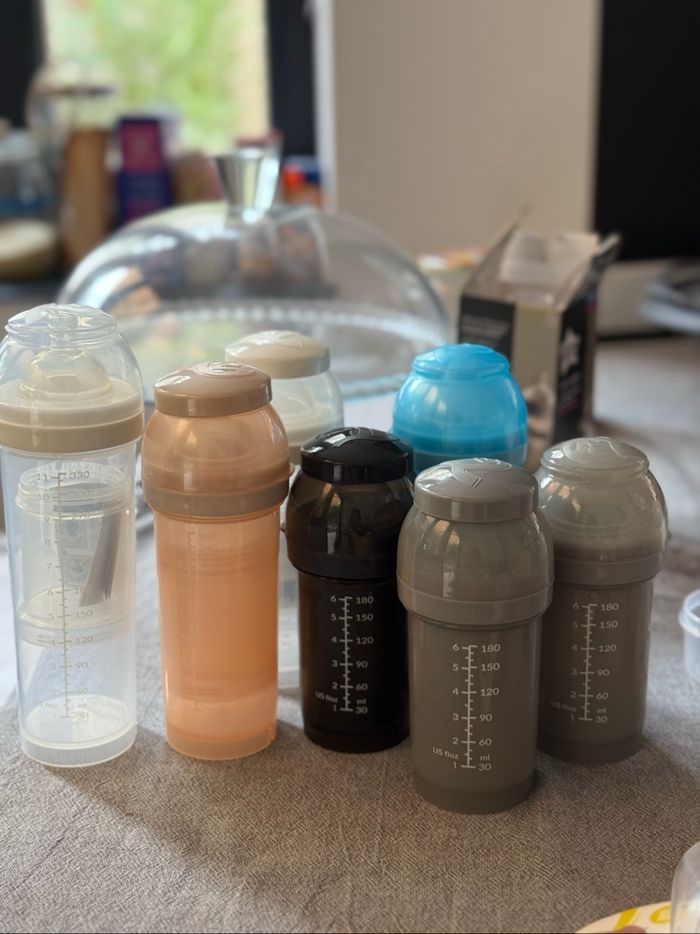 Lot de 7 biberons Anti-coliques Twistshake + 4 tétines anti-coliques - photo numéro 2