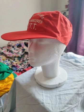 Casquette à élastique taille unique neuve