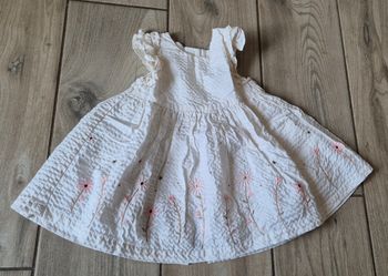 Robe manches courtes