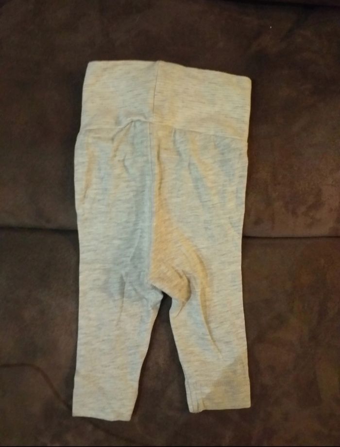 Lot de 2 leggins dont 1 Petit bateau - photo numéro 3