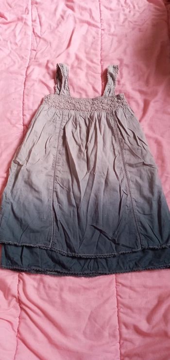 Robe Vertbaudet taille 4 ans