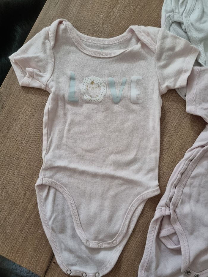 Lot vetement fille 9 mois - photo numéro 11