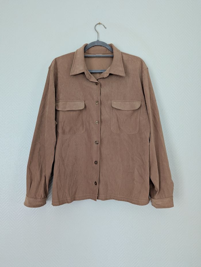 Surchemise camel en suédine douce – Taille 42/44