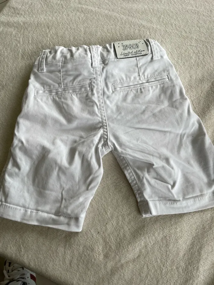 Short 3 pommes 2 ans - photo numéro 4