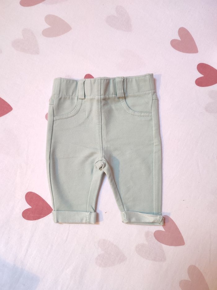 Pantalon legging bébé - 1 mois - Très bon état - Kiabi