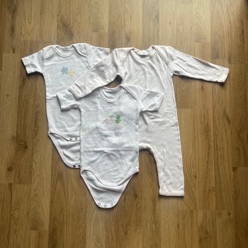 Lot de 3 bodies bébé 12 mois