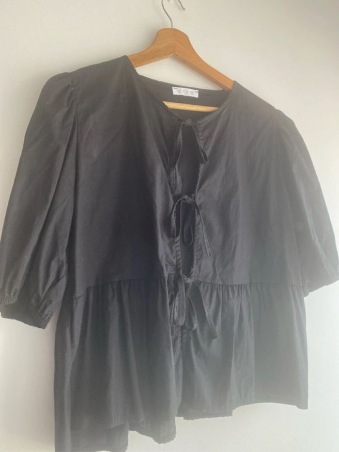 Blouse manche courte à noeud