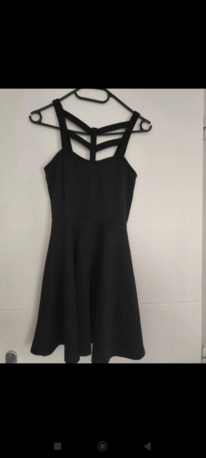 Robe noir