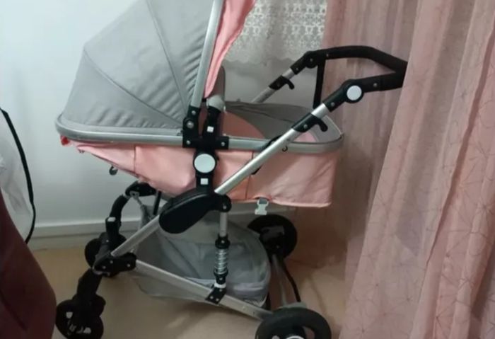 Poussette 3 en 1 avec siège auto