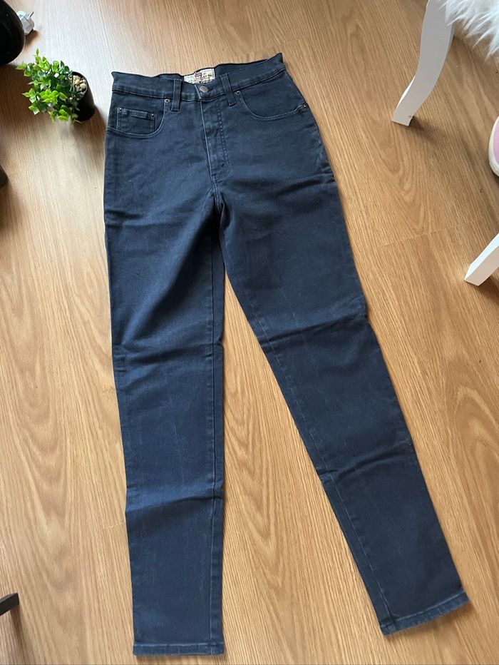 Jean gris Levi's W31 L30 TBE 👖